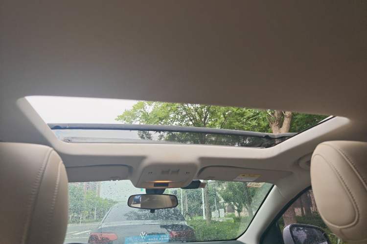 Used Chevrolet Cruze 2015 1.5L Automatic Luxury Edition Headliner