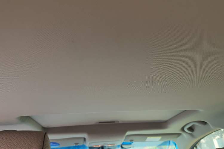 Used Chevrolet Cruze 2015 1.5L Classic SE MT Headliner