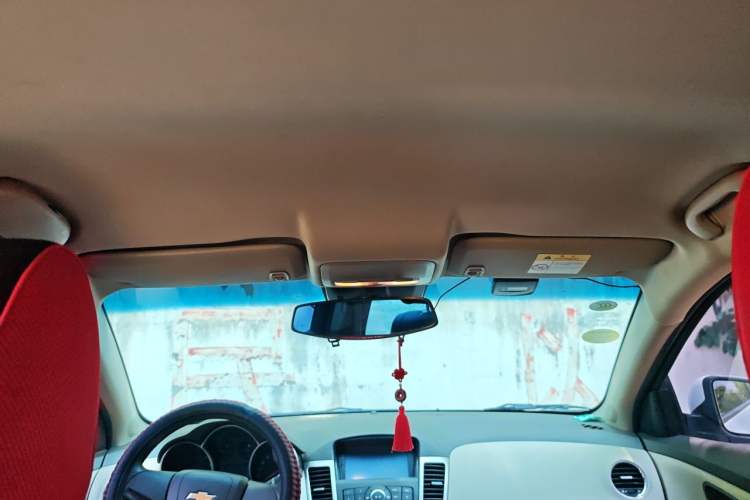 Used Chevrolet Cruze 2015 1.5L Classic SL MT Headliner