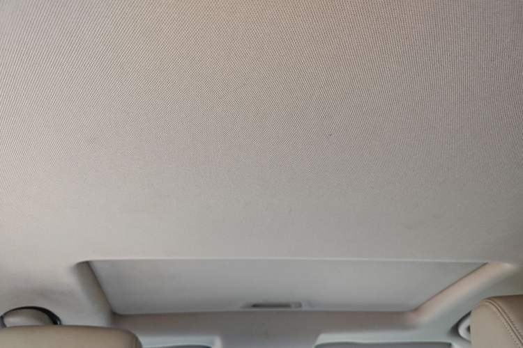Used Chevrolet Cruze 2015 1.5L Classic SE MT Headliner