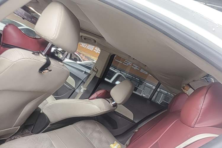Used Chevrolet Cruze 2015 1.5L Classic SE AT Headliner