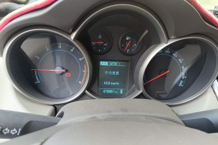 Used Chevrolet Cruze 2015 1.5L Classic SL MT Instrument Cluster