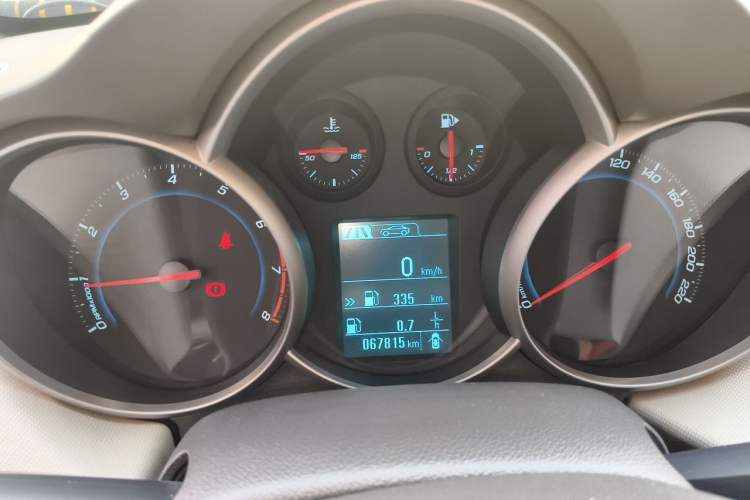 Used Chevrolet Cruze 2015 1.5L Classic SE MT Instrument Cluster
