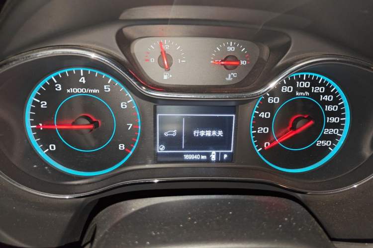 Used Chevrolet Cruze 2015 1.5L Automatic Luxury Edition Instrument Cluster