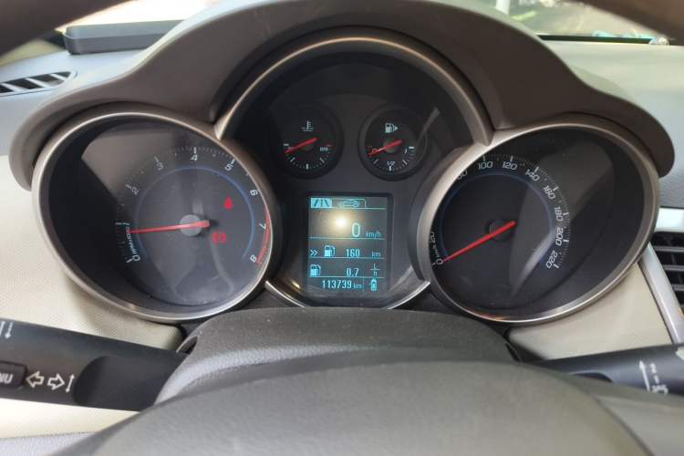 Used Chevrolet Cruze 2015 1.5L Classic SE MT Instrument Cluster