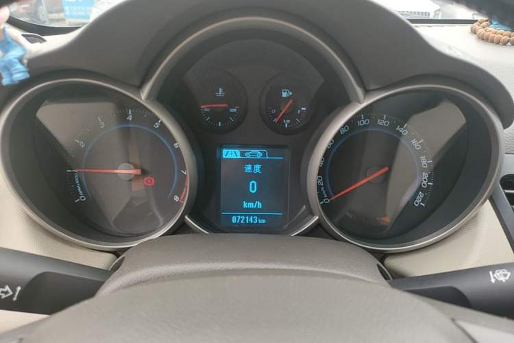 Used Chevrolet Cruze 2015 1.5L Classic SE MT Instrument Cluster