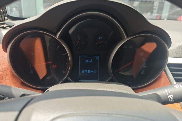 Used Chevrolet Cruze 2015 1.5L Classic SE MT Instrument Cluster