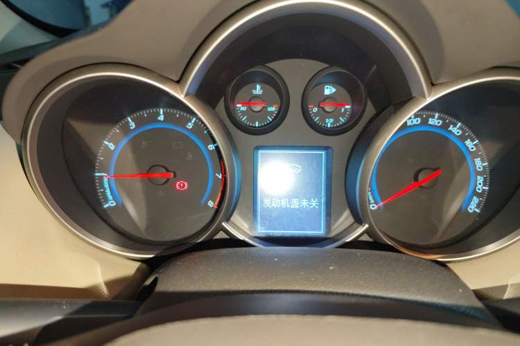 Used Chevrolet Cruze 2015 1.5L Classic SE AT Instrument Cluster