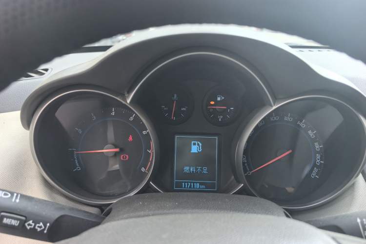 Used Chevrolet Cruze 2015 1.5L Classic SE MT Instrument Cluster