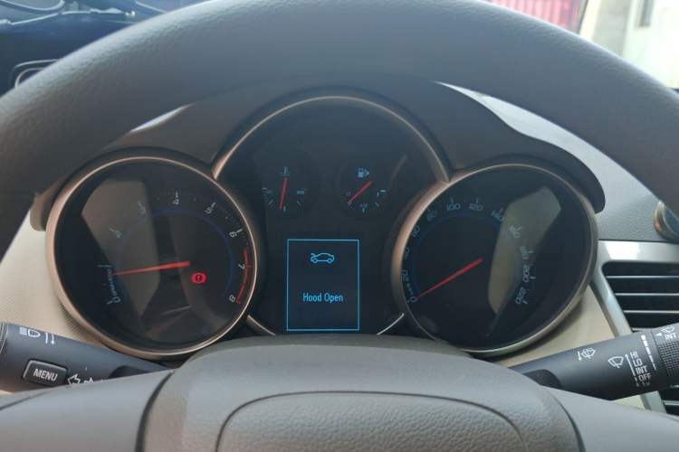 Used Chevrolet Cruze 2015 1.5L Classic SE AT Instrument Cluster