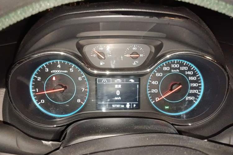 Used Chevrolet Cruze 2015 1.5L Automatic Luxury Edition Instrument Cluster