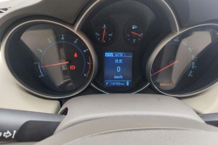 Used Chevrolet Cruze 2015 1.5L Classic SE AT Instrument Cluster