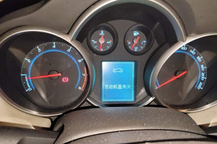 Used Chevrolet Cruze 2015 1.5L Classic SE AT Instrument Cluster
