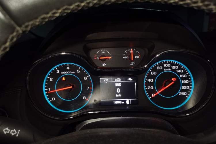 Used Chevrolet Cruze 2015 1.4T Manual Elite Edition Instrument Cluster
