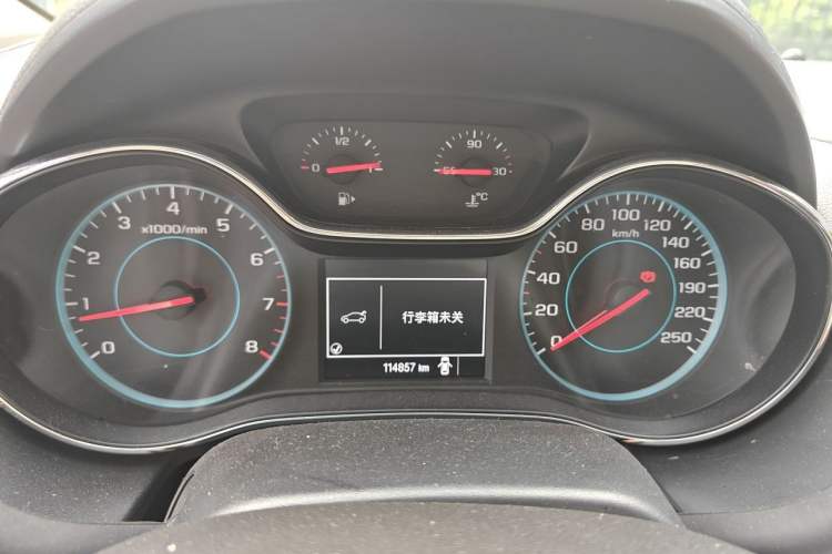 Used Chevrolet Cruze 2015 1.5L Manual Elite Edition Instrument Cluster