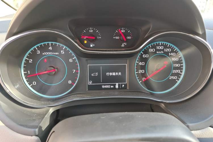 Used Chevrolet Cruze 2015 1.4T DCG Luxury Edition Instrument Cluster