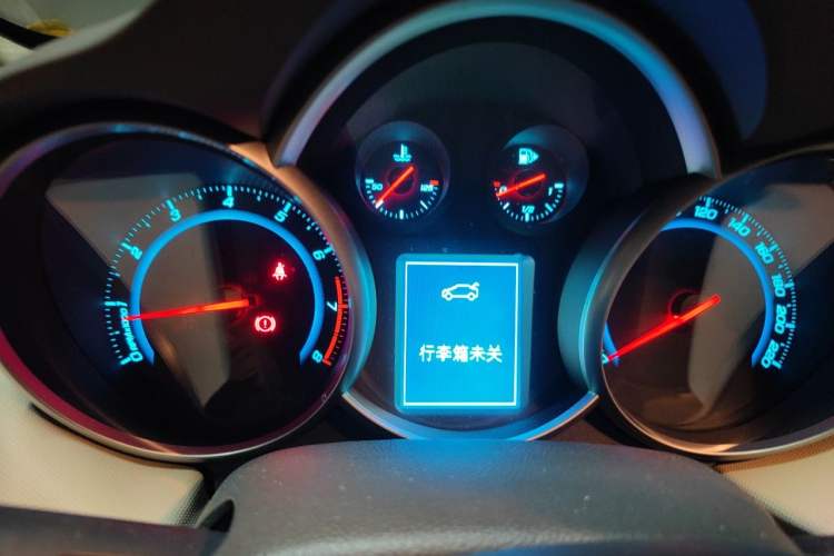 Used Chevrolet Cruze 2015 1.5L Classic SE AT Instrument Cluster