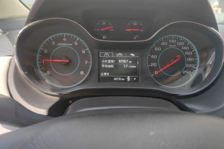 Used Chevrolet Cruze 2015 1.5L Automatic Luxury Edition Instrument Cluster