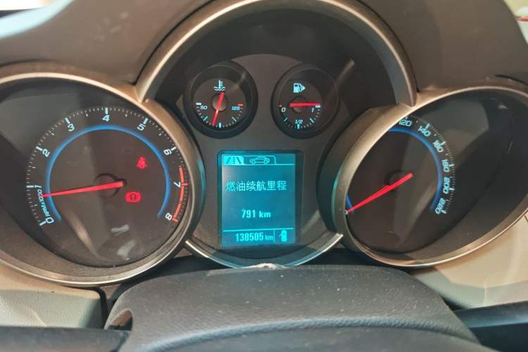 Used Chevrolet Cruze 2015 1.5L Classic SL MT Instrument Cluster