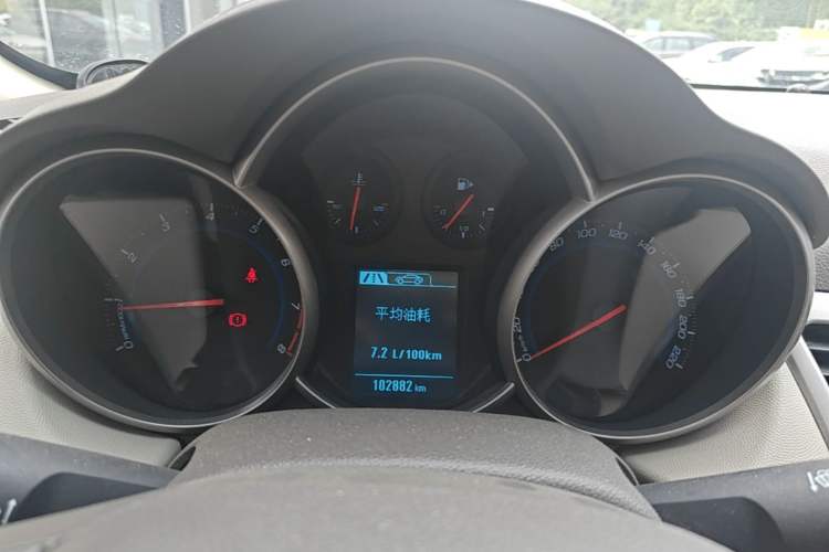 Used Chevrolet Cruze 2015 1.5L Classic SL MT Instrument Cluster