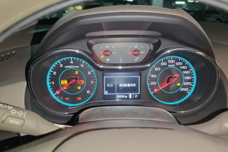 Used Chevrolet Cruze 2015 1.5L Automatic Fashion Navigation Edition Instrument Cluster