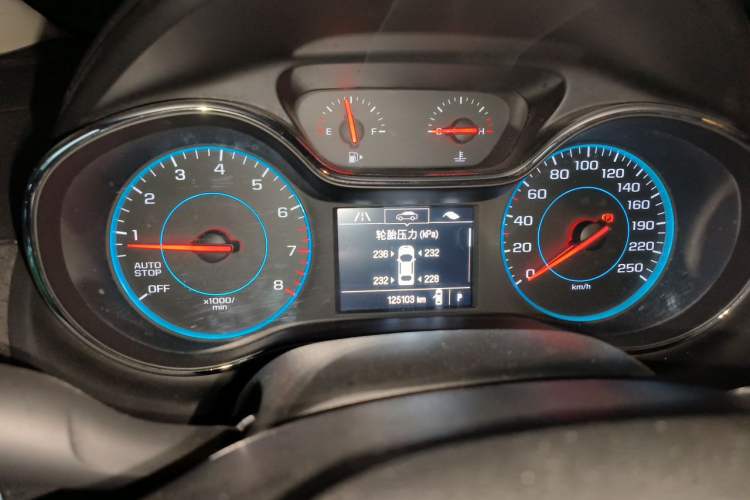 Used Chevrolet Cruze 2015 1.5L Automatic Luxury Edition Instrument Cluster