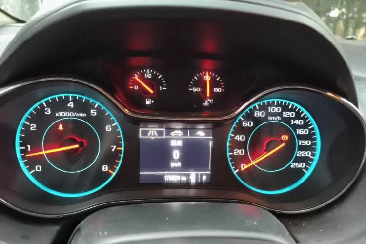 Used Chevrolet Cruze 2015 1.5L Automatic Luxury Edition Instrument Cluster