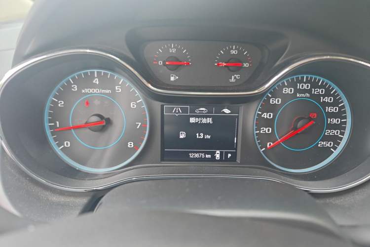Used Chevrolet Cruze 2015 1.5L Automatic Luxury Edition Instrument Cluster