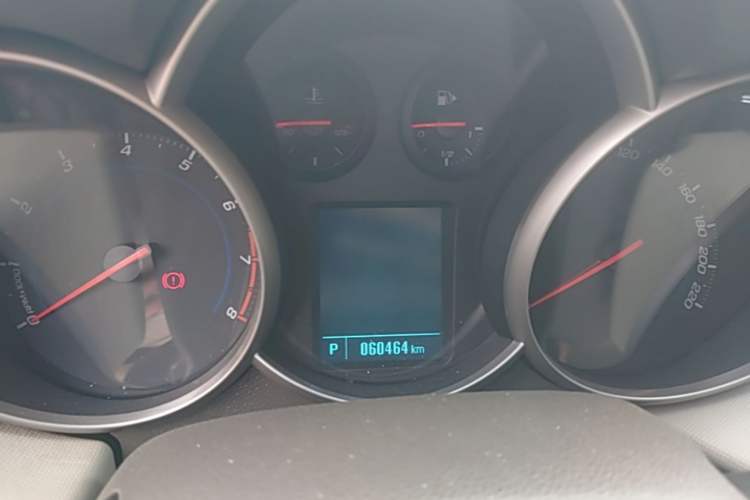 Used Chevrolet Cruze 2015 1.5L Classic SE AT Instrument Cluster