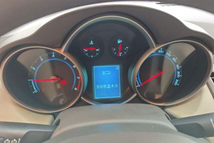 Used Chevrolet Cruze 2015 1.5L Classic SE AT Instrument Cluster