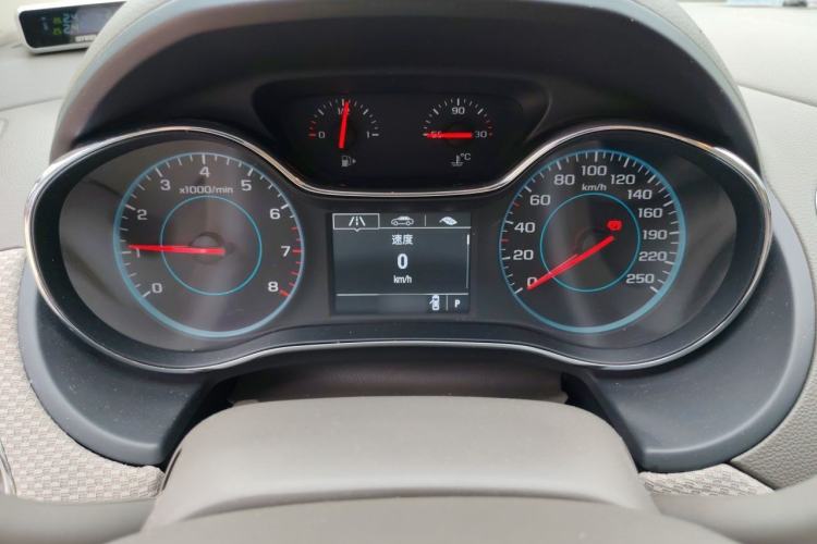 Used Chevrolet Cruze 2015 1.5L Automatic Fashion Navigation Edition Instrument Cluster
