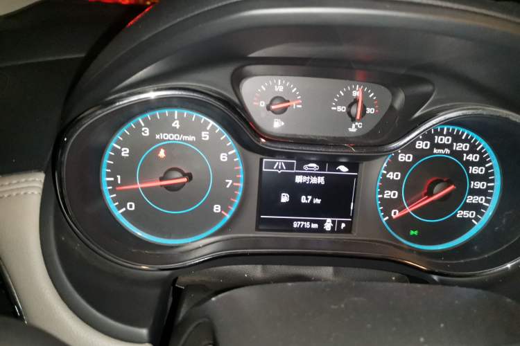 Used Chevrolet Cruze 2015 1.5L Automatic Luxury Edition Instrument Cluster