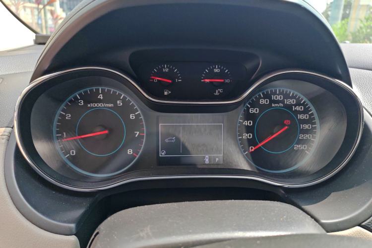 Used Chevrolet Cruze 2015 1.4T DCG Luxury Edition Instrument Cluster