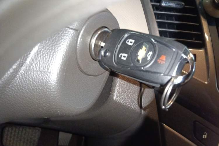 Used Chevrolet Cruze 2015 1.5L Classic SE AT Interior 1