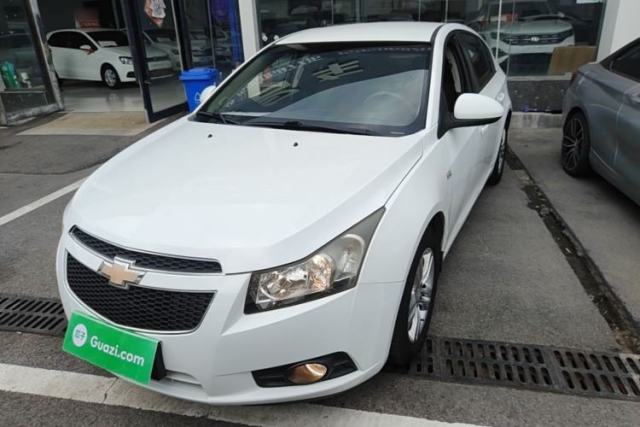 Używany Chevrolet Cruze 2015 Hatchback 1.6L Automatic Comfort Edition