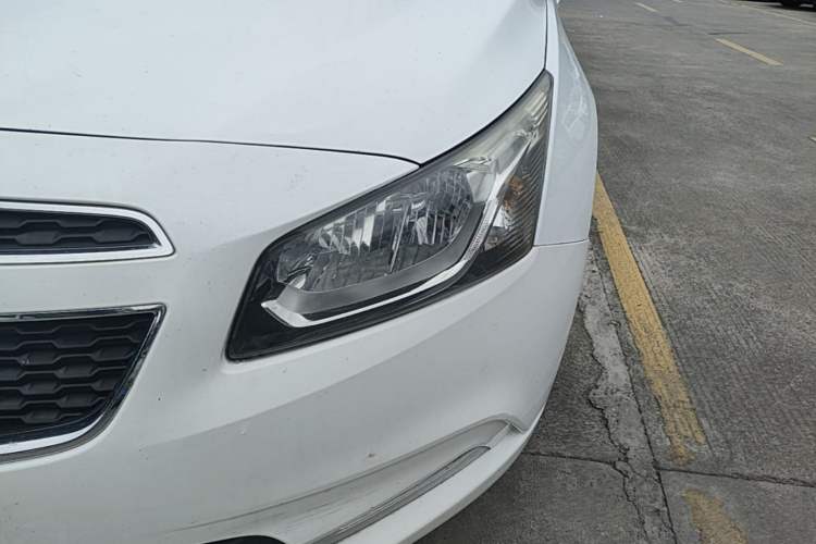 Used Chevrolet Cruze 2015 1.5L Classic SE MT Left Front Headlight