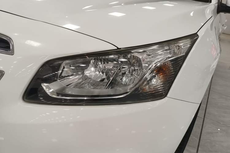 Used Chevrolet Cruze 2015 1.5L Classic SE AT Left Front Headlight