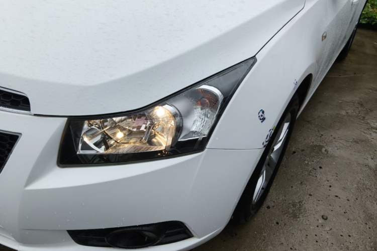 Used Chevrolet Cruze 2015 Hatchback 1.6L Automatic Comfort Edition Left Front Headlight