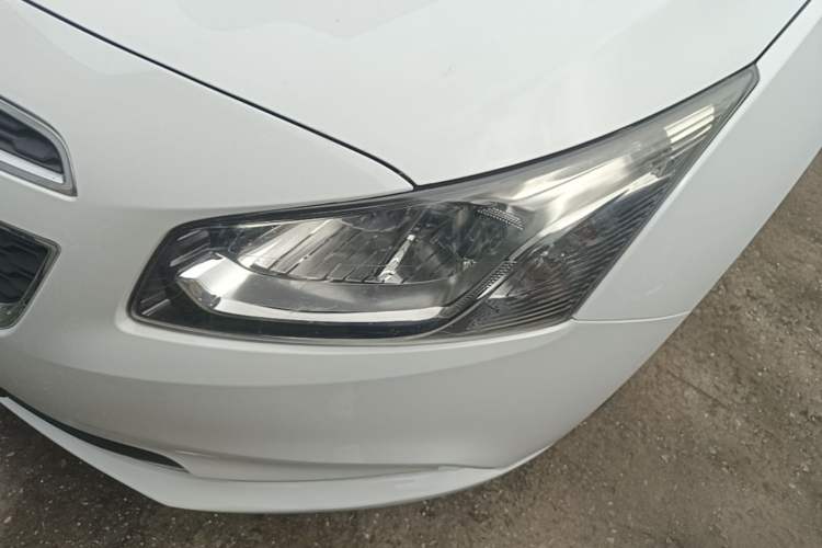 Used Chevrolet Cruze 2015 1.5L Classic SE AT Left Front Headlight