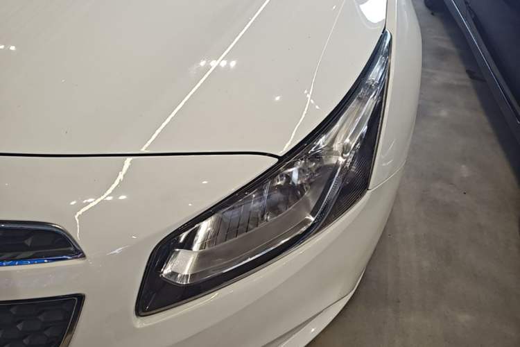 Used Chevrolet Cruze 2015 1.5L Classic SE AT Left Front Headlight