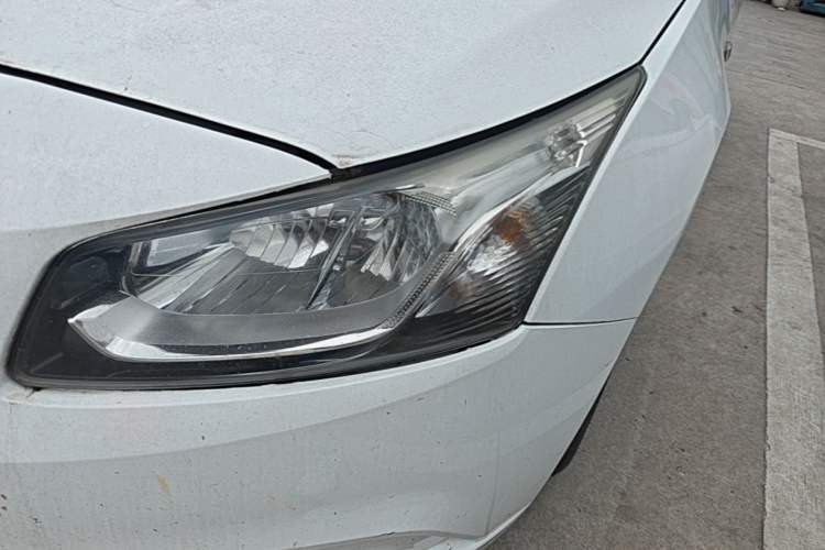 Used Chevrolet Cruze 2015 1.5L Classic SE AT Left Front Headlight