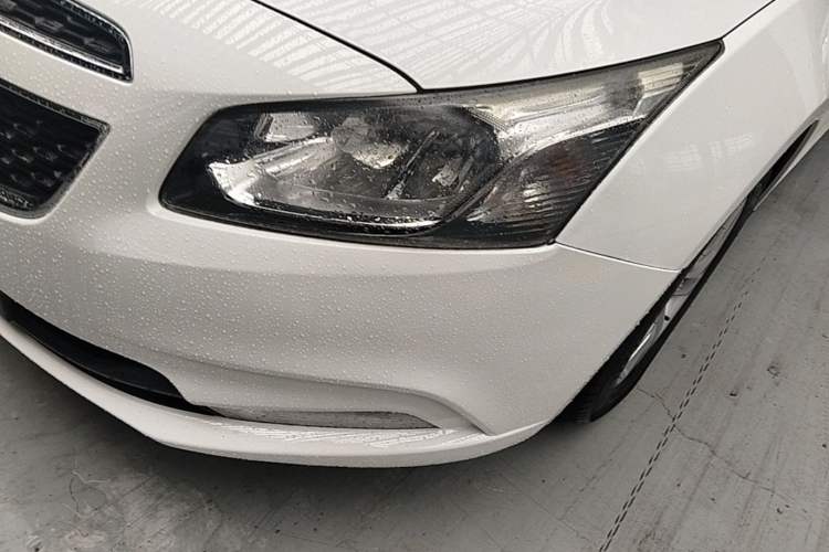 Used Chevrolet Cruze 2015 1.5L Classic SE MT Left Front Headlight