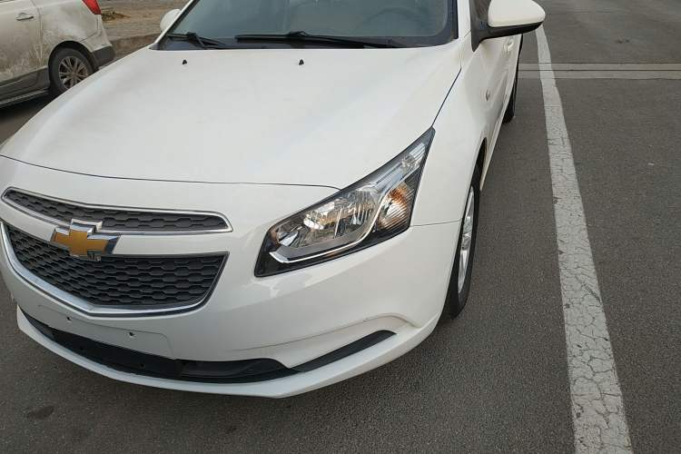 Used Chevrolet Cruze 2015 1.5L Classic SL MT Left Front Headlight