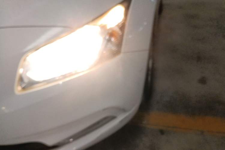 Used Chevrolet Cruze 2015 1.5L Classic SE AT Left Front Headlight
