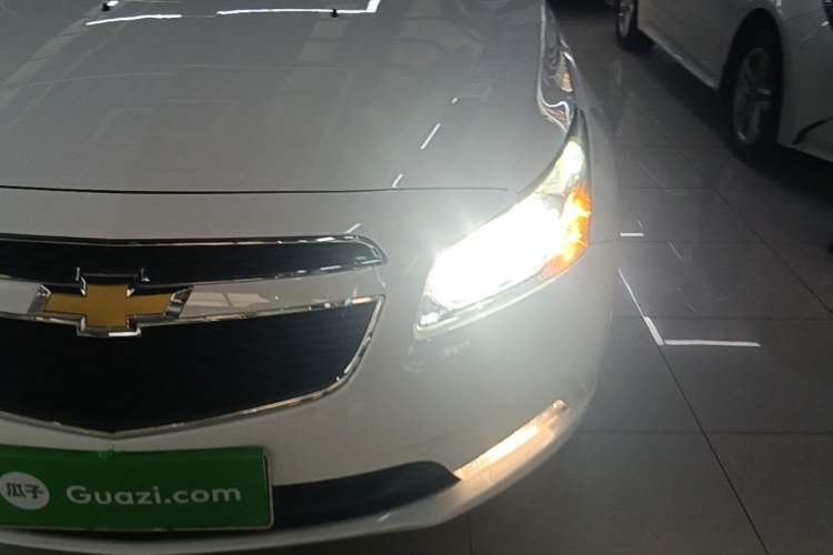 Used Chevrolet Cruze 2015 1.5L Classic SE AT Left Front Headlight