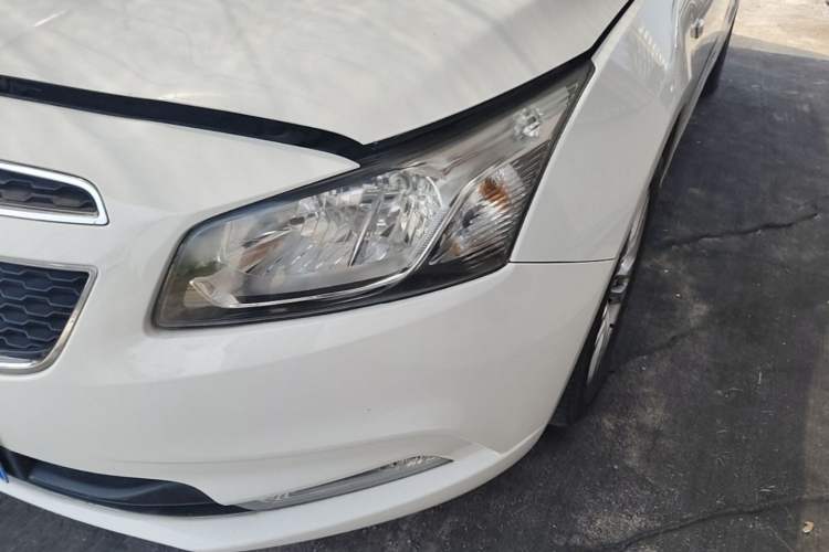 Used Chevrolet Cruze 2015 1.5L Classic SE MT Left Front Headlight