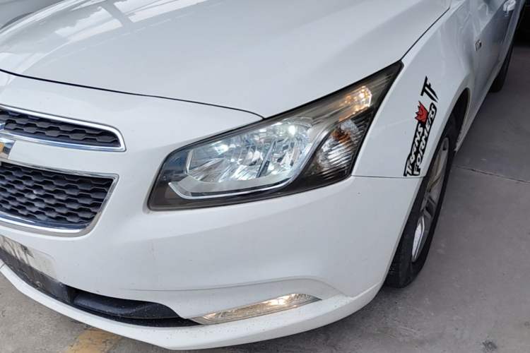 Used Chevrolet Cruze 2015 1.5L Classic SE MT Left Front Headlight
