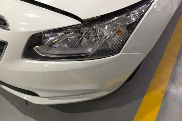 Used Chevrolet Cruze 2015 1.5L Classic SE AT Left Front Headlight