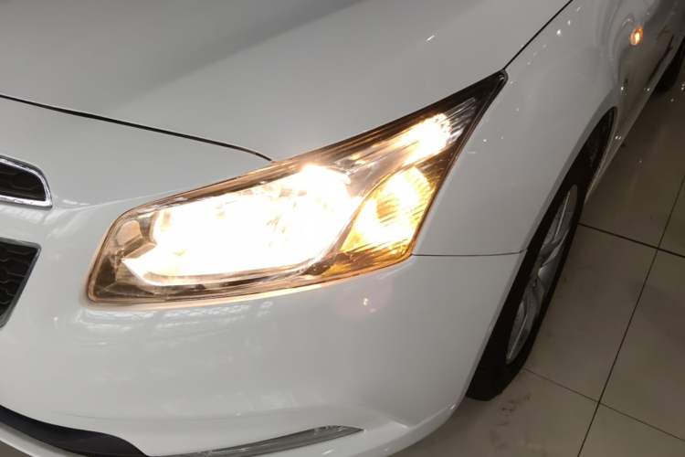 Used Chevrolet Cruze 2015 1.5L Classic SE AT Left Front Headlight