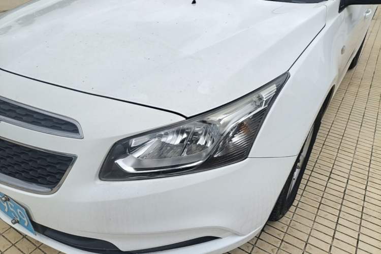 Used Chevrolet Cruze 2015 1.5L Classic SL MT Left Front Headlight